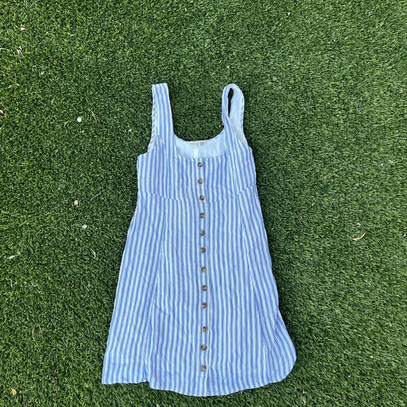 American Eagle Outfitters Dresses & Skirts - American Eagle Blue & White Stripe Button Dress